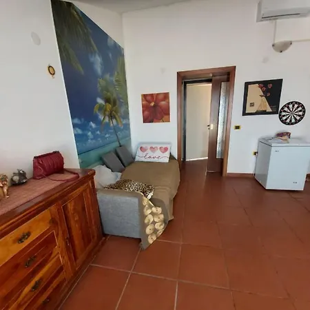 Mansarda Confortevole بيت للعطل San Giovanni Suèrgiu
